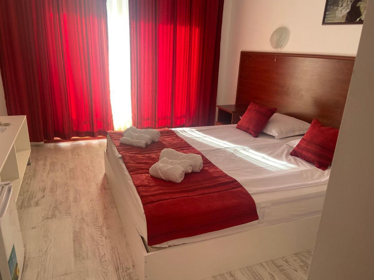 Ribarska Sreshta Family Hotel Zarewo Exterior foto
